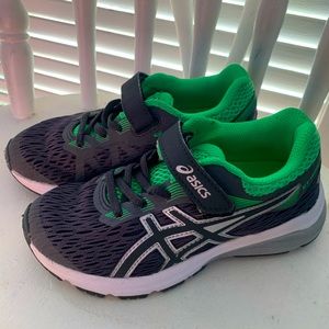 Asics toddler sneaker